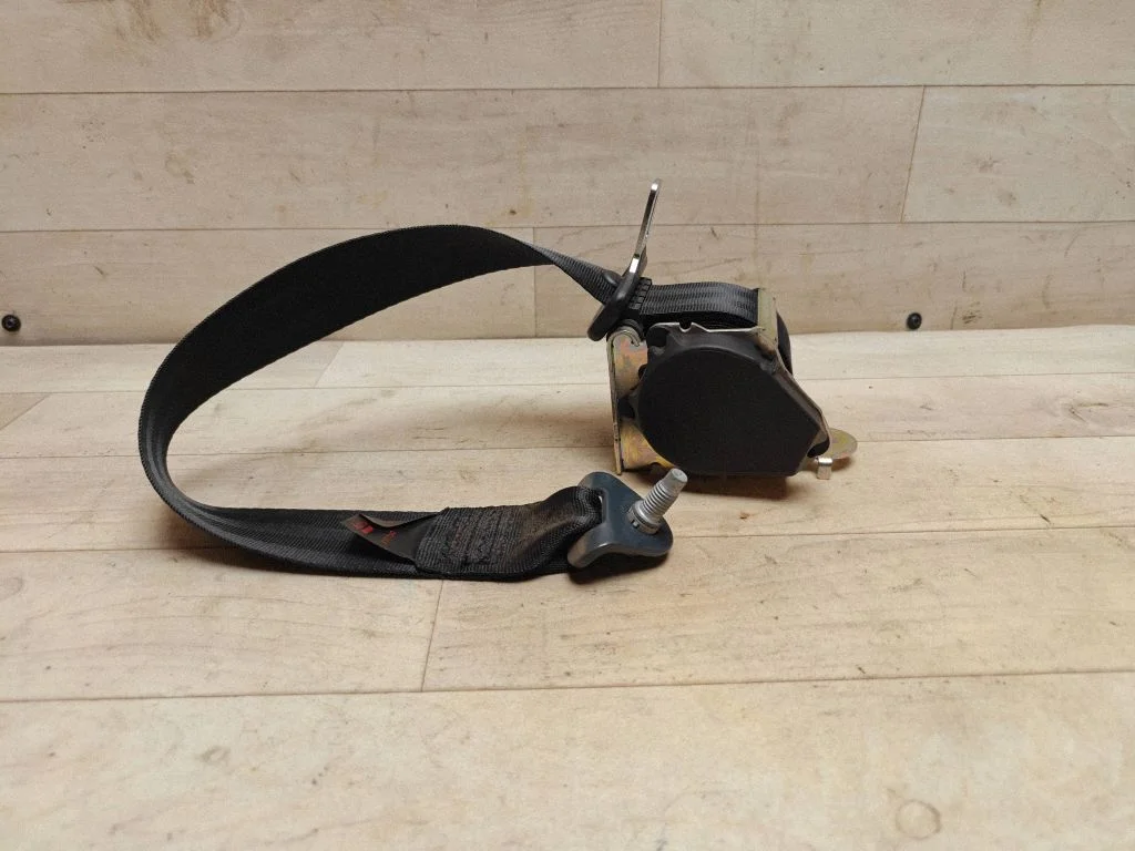 Rear seatbelt 96722255XX