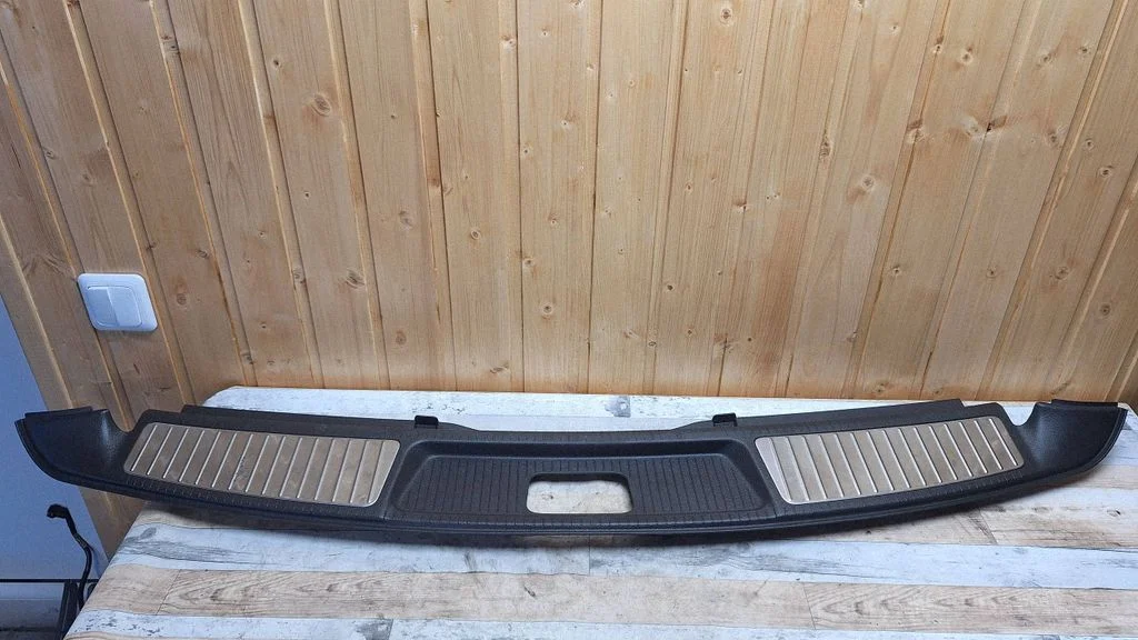 Trunk/boot sill cover protection 13222434