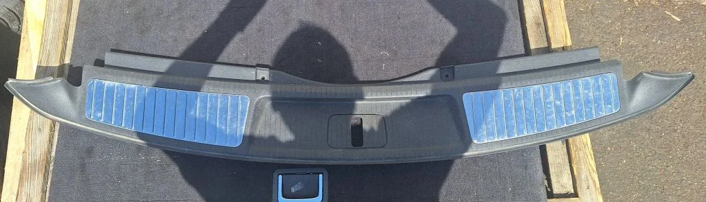 Trunk/boot sill cover protection 13222434