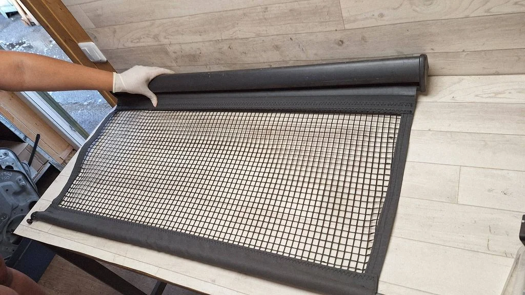 Trunk/boot cargo luggage net – Volvo V50 (2004-2007)