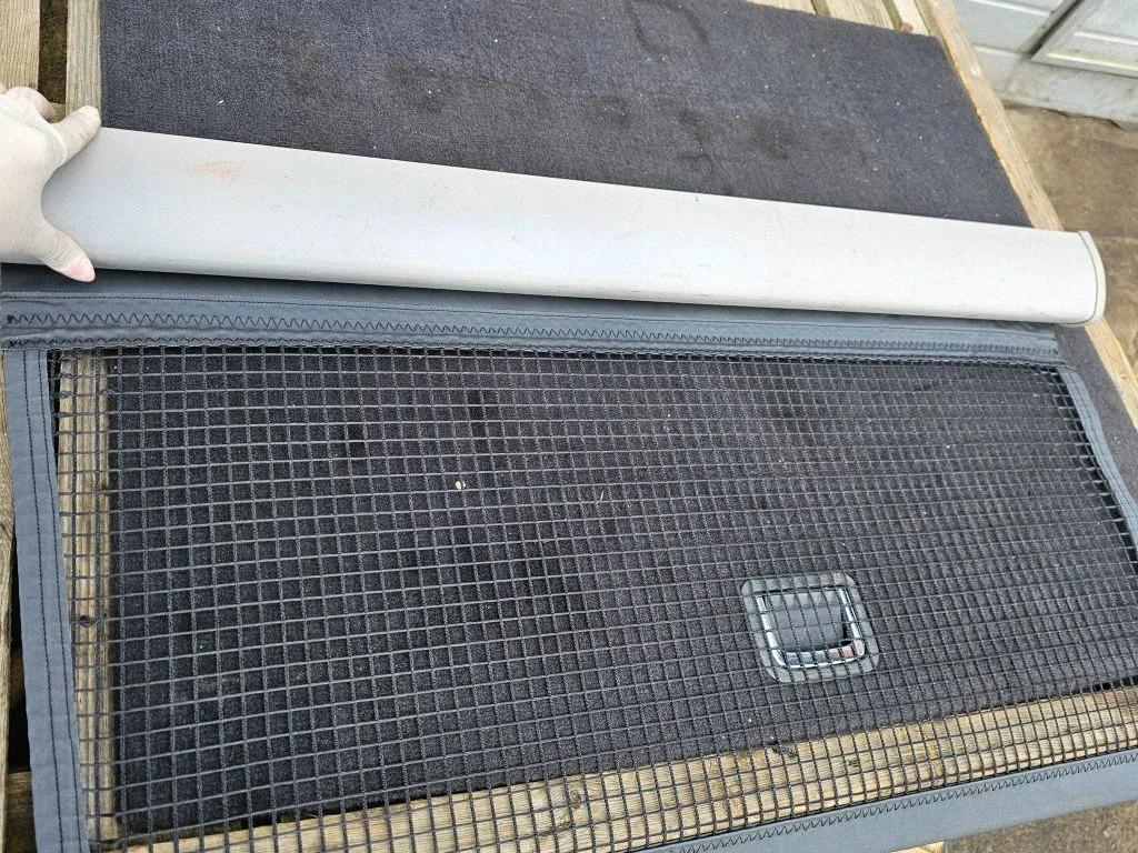 Trunk/boot cargo luggage net – Volvo V50 (2008-2012)