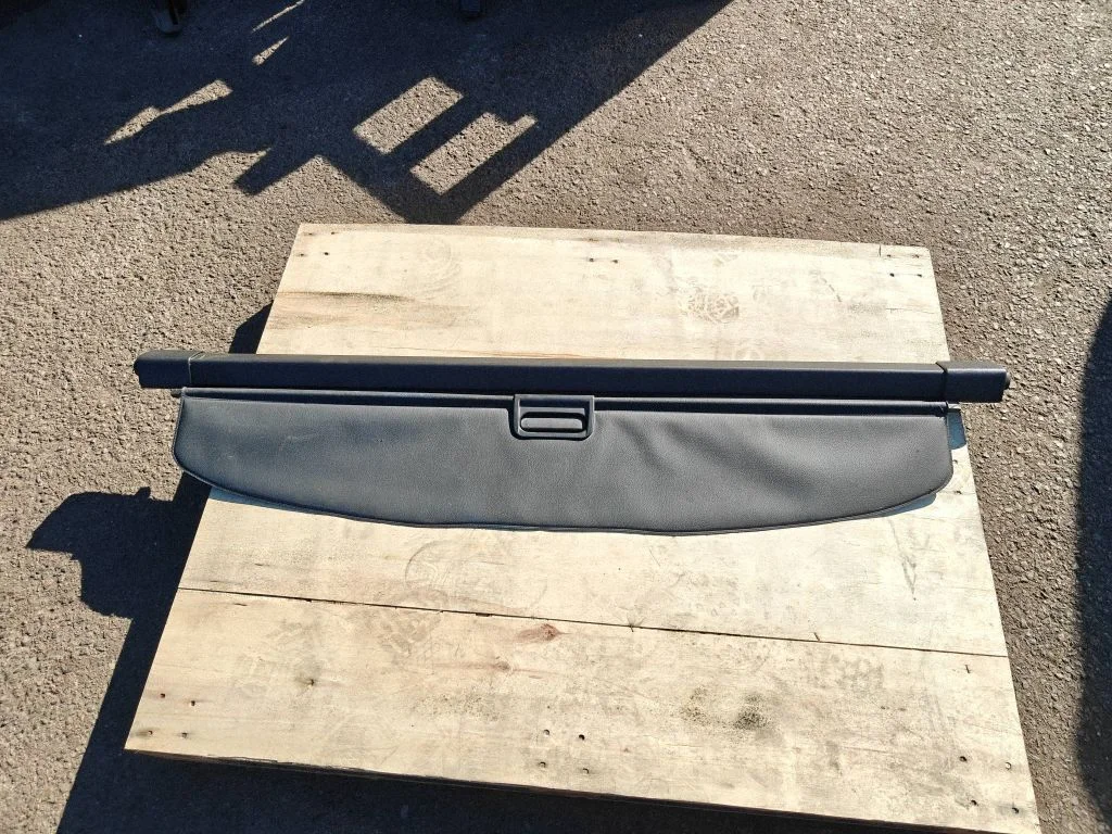 Parcel shelf load cover