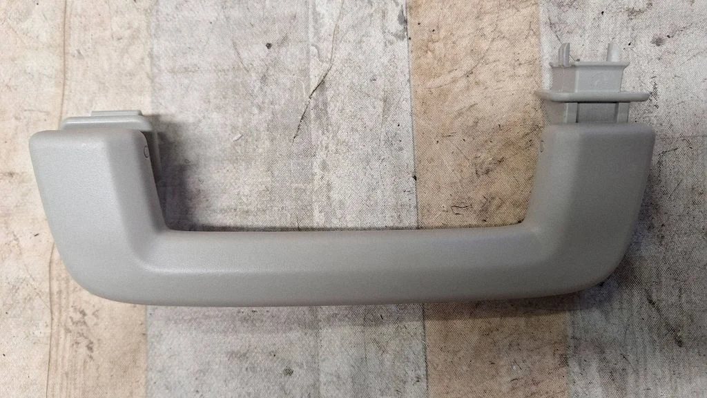 Front interior roof grab handle – front left