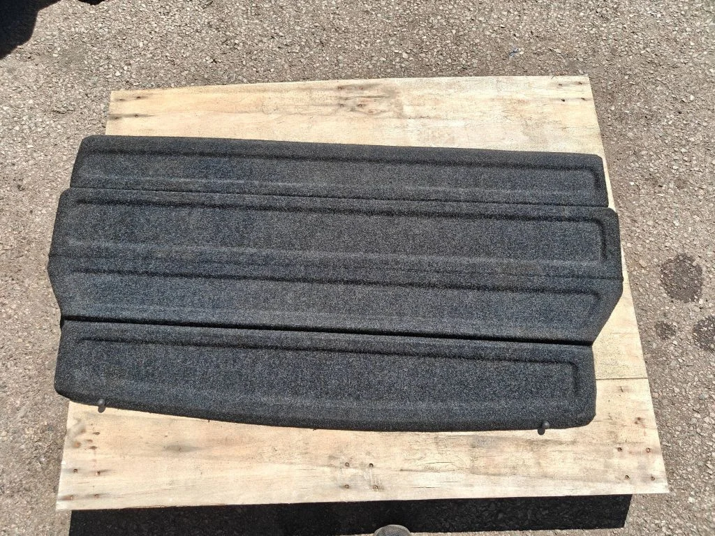 Parcel shelf 13213570