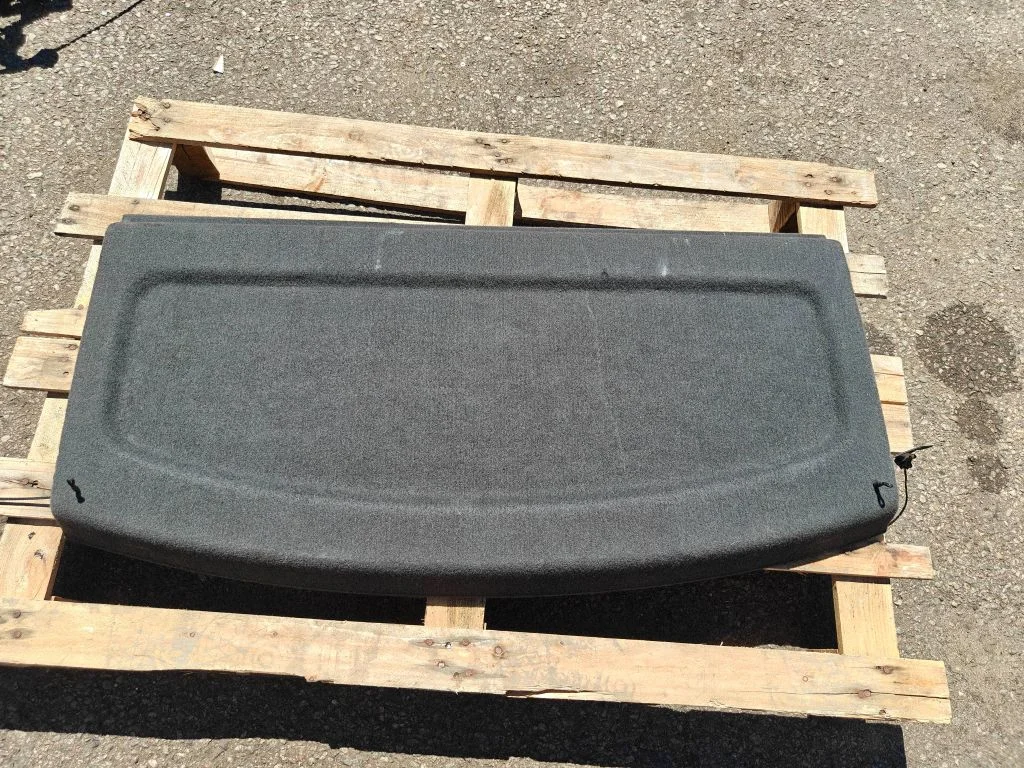 Parcel shelf – Volkswagen Golf IV (1998-2005)