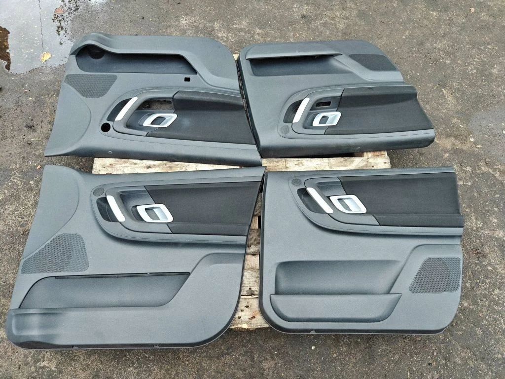 Uste siseviimistluse komplekt – Skoda Roomster (5J) (2006-2015)