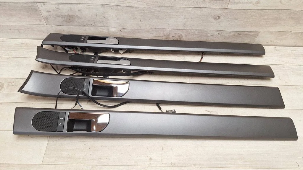 Uste siseviimistluse komplekt – Volkswagen Touareg I (2002-2010)