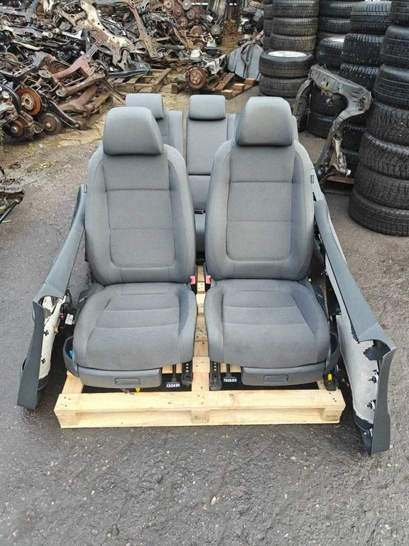 Seat and door cards trim set – Volkswagen Golf Plus (2005-2013)
