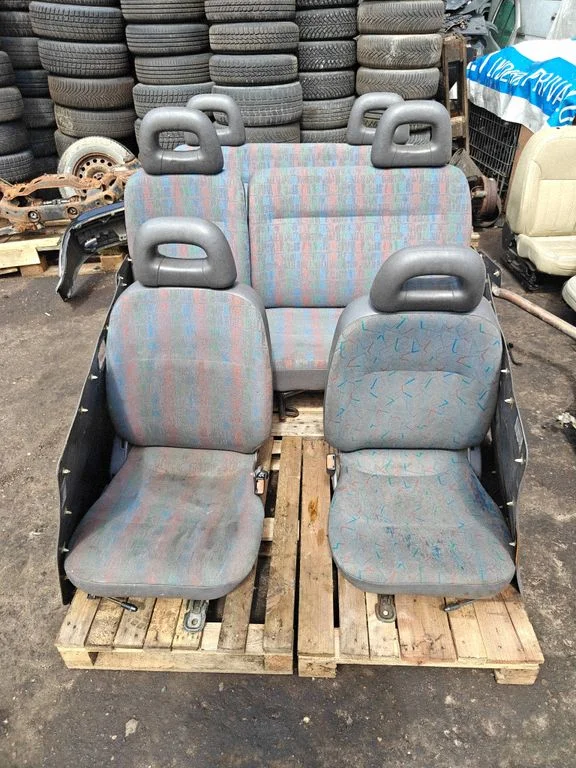 Seat and door cards trim set
