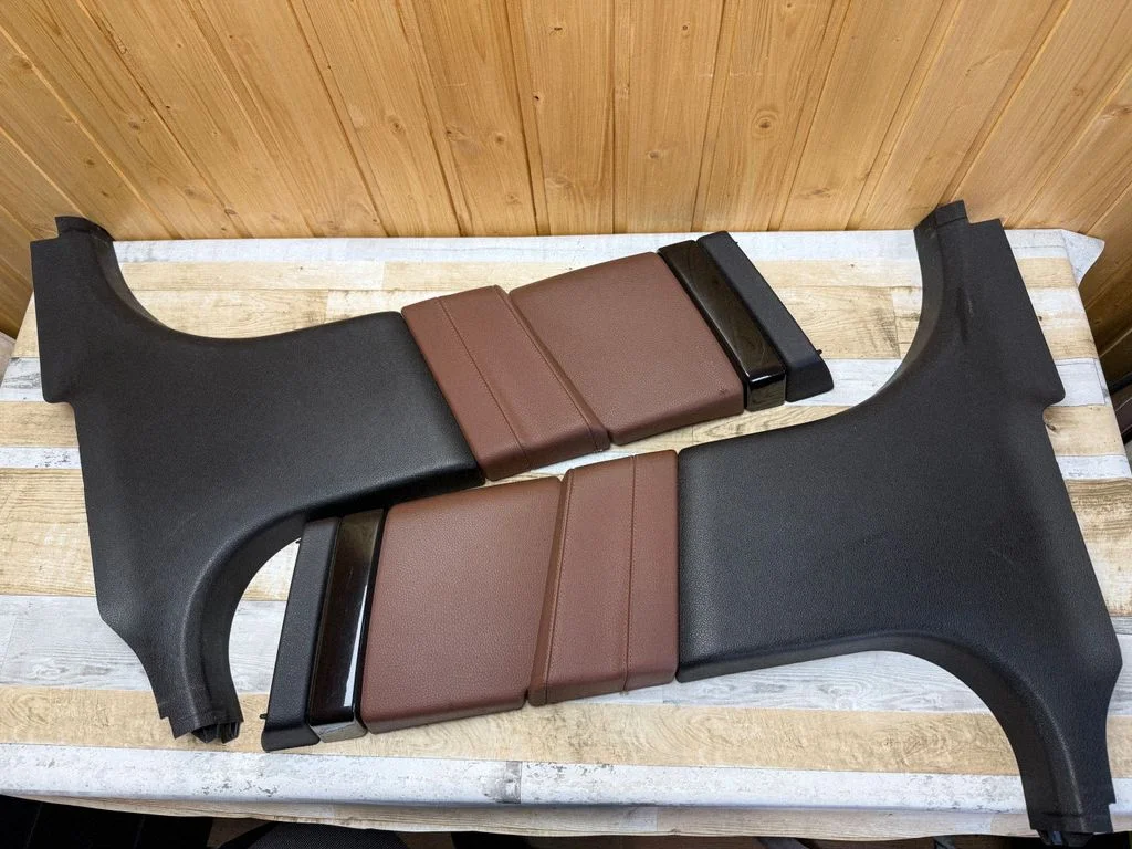 (B) pillar trim (bottom) 56085711