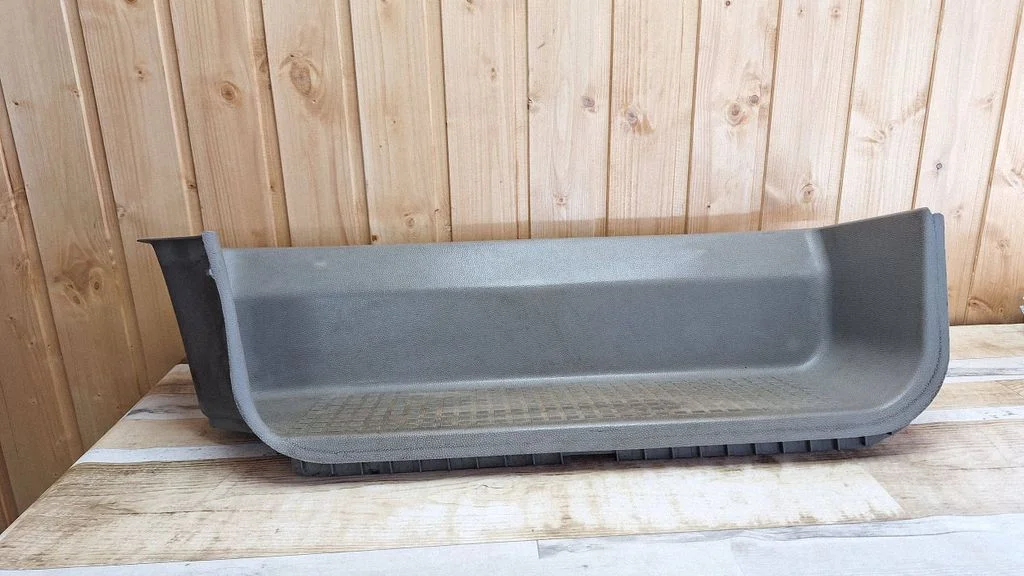 Front sill trim cover 701863735A