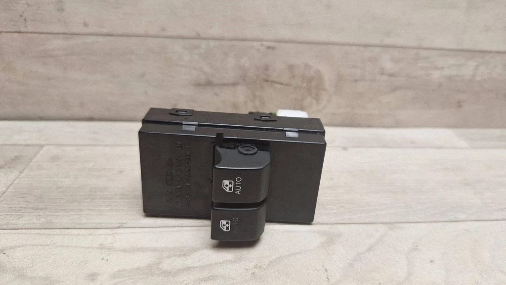 Electric window control switch 36949K