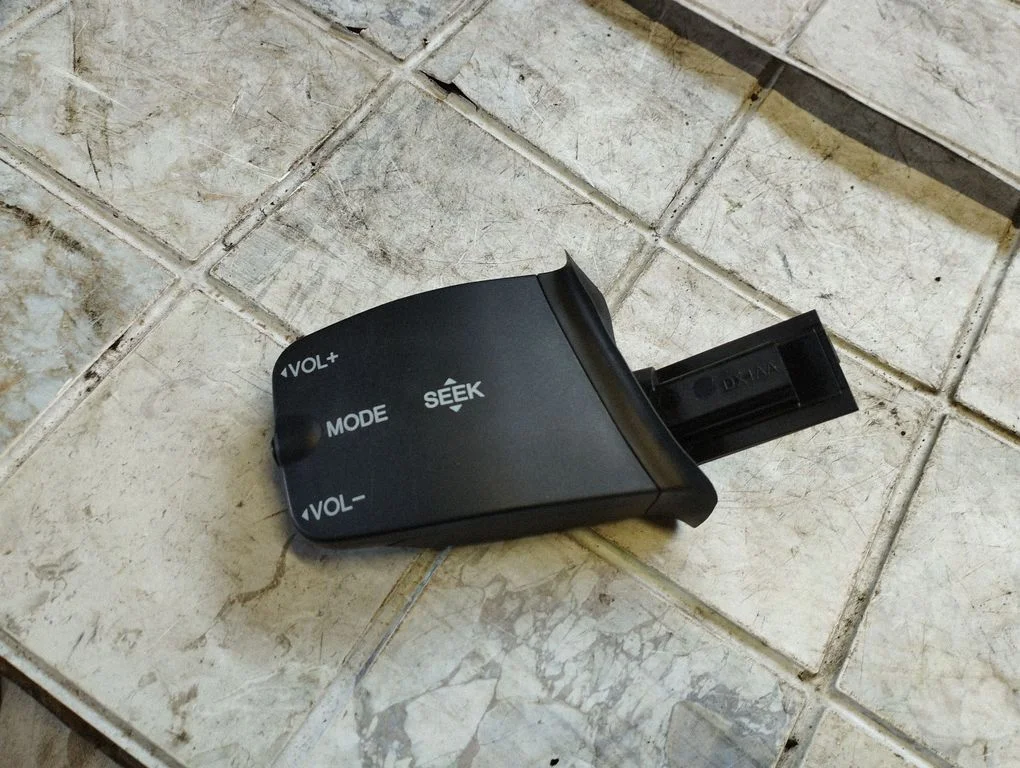 Sound control switch 758709