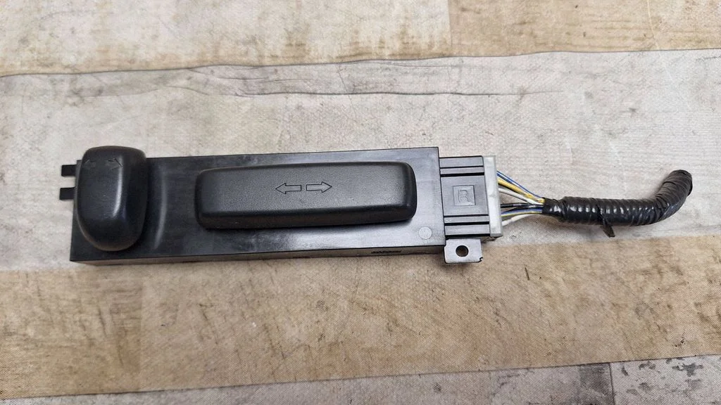 Seat control switch 4111603SDB3A700