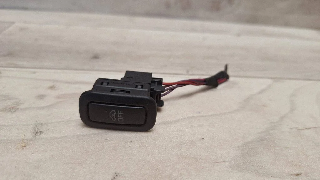 Alarm switch – Volkswagen Passat CC (2008-2016)