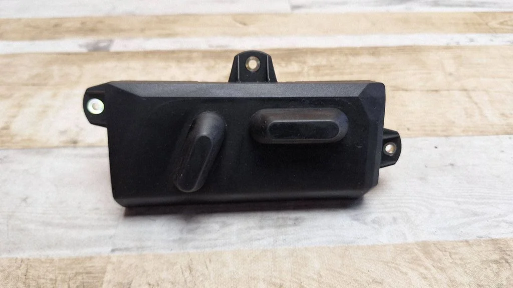 Seat control switch 3B0959765