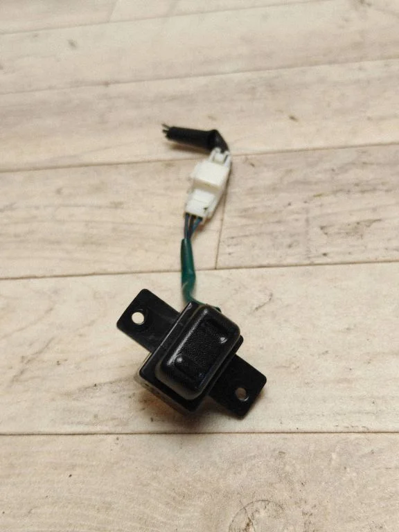 Sunroof switch