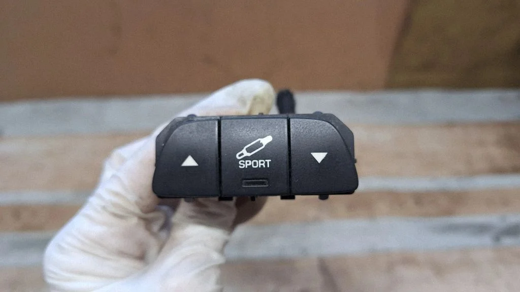 Veermiku kõrguse / jäikuse reguleerimise lüliti – Citroen C5 (2008-2016)