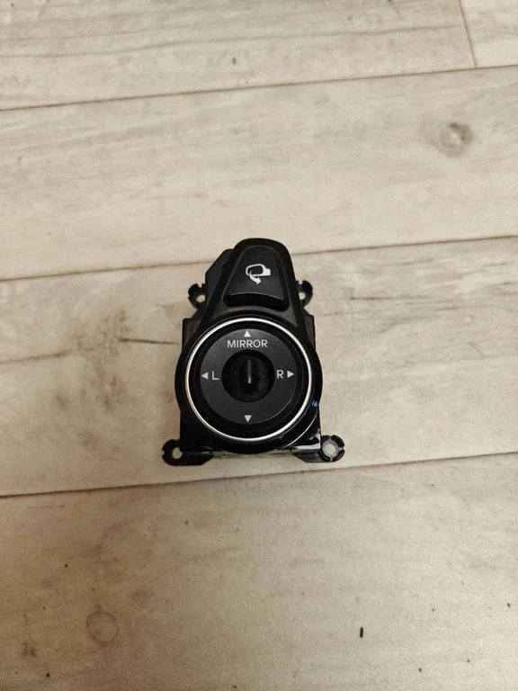 Wing mirror switch 39R4801230