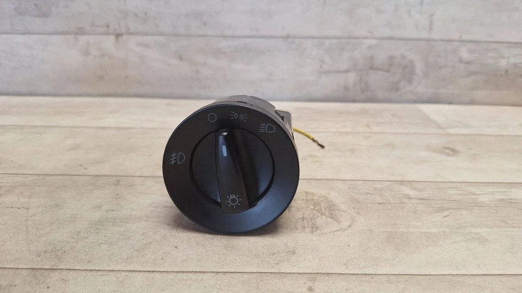 Light switch – Volkswagen Jetta IV (1999-2005)