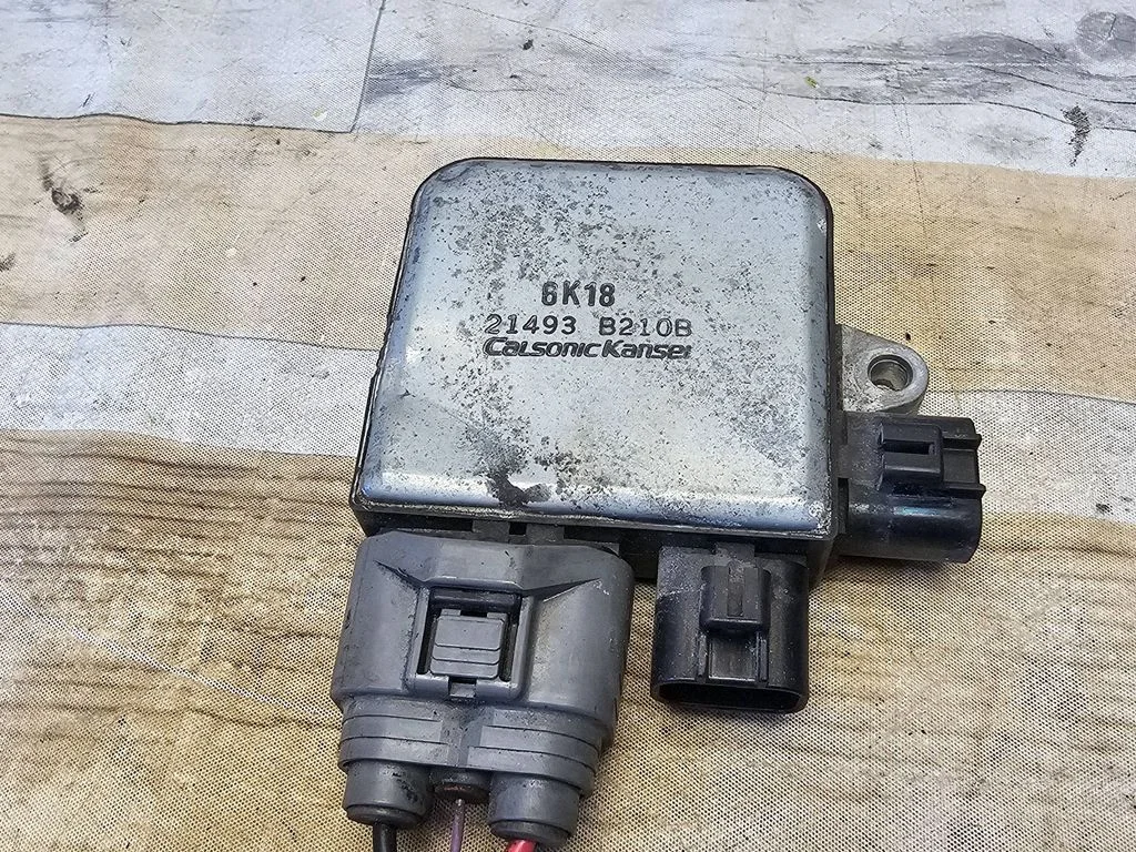 Coolant fan relay 21493B210B