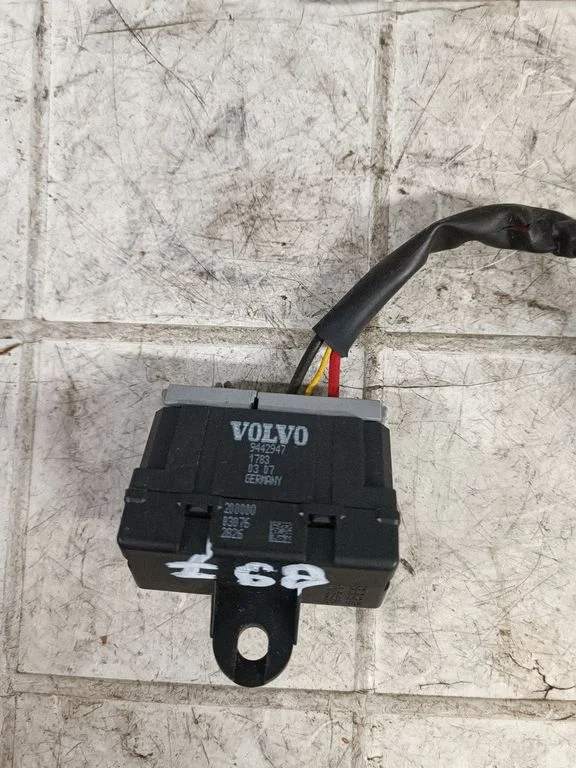 Seat heating relay – Volvo S60 (2001-2004)