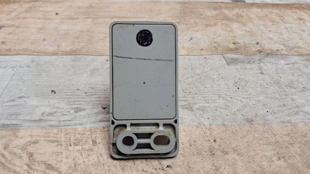 Light washer relay – Toyota Avensis T250 (2006-2009)