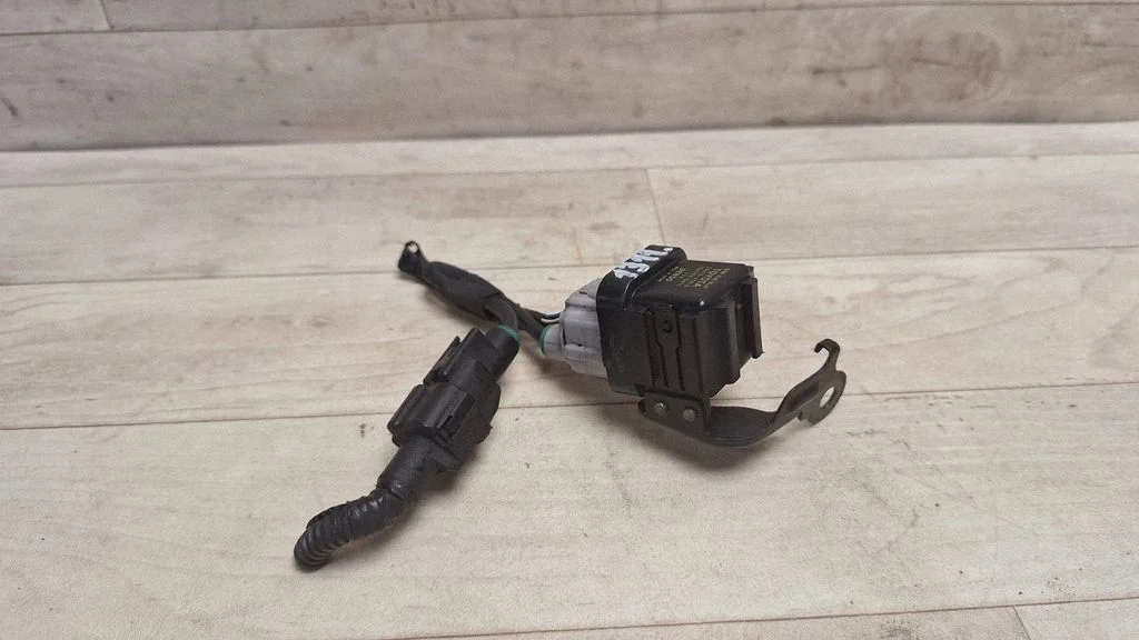 Glow plug pre-heat relay 2861067010