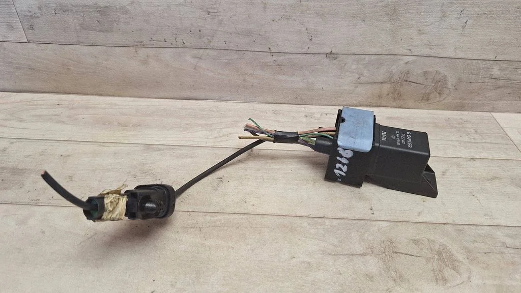 Glow plug pre-heat relay 9640469680