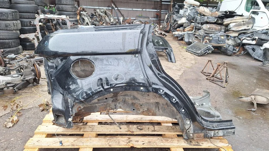 Rear quarter panel – rear right