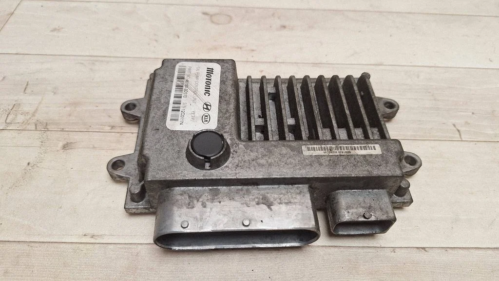 ABS control unit/module 461503D110