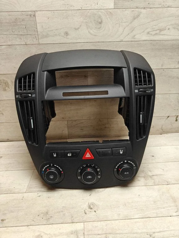 Climate control unit – KIA Ceed (2006-2012)