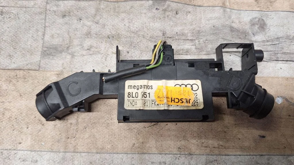 Alarm control unit/module – Audi A3 S3 8L (1996-2003)