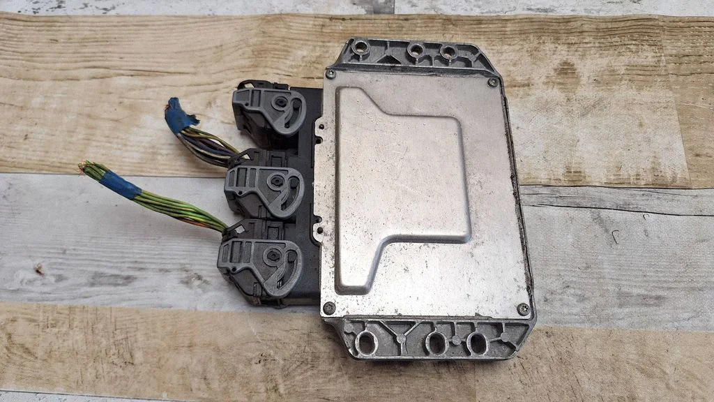 Suspension control unit/module – Citroen C5 (2008-2016)