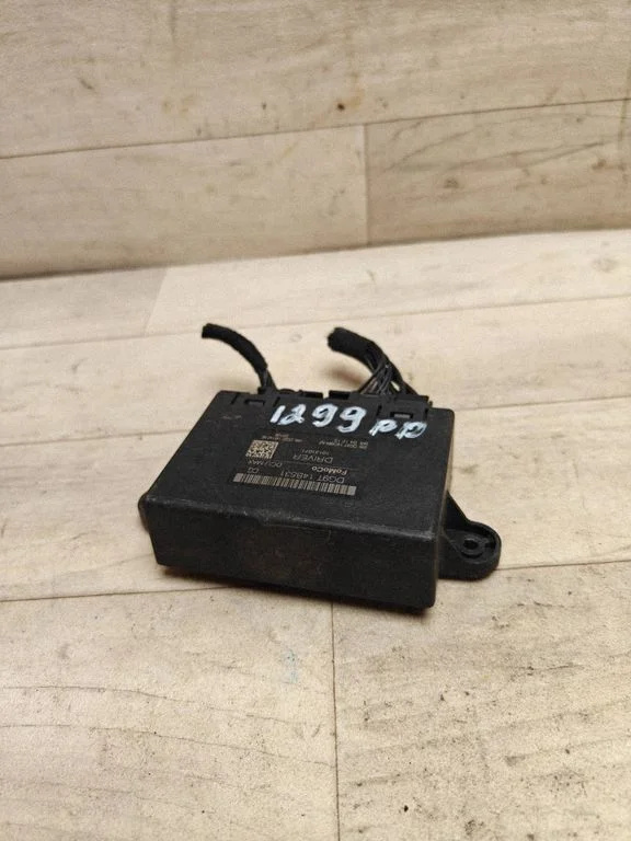 Ukseelektroonika juhtplokk DG9T14B531
