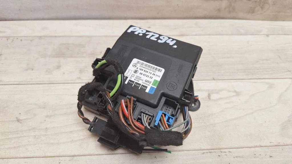 Door control unit/module – Mercedes-Benz B-Class W245 (2005-2011)