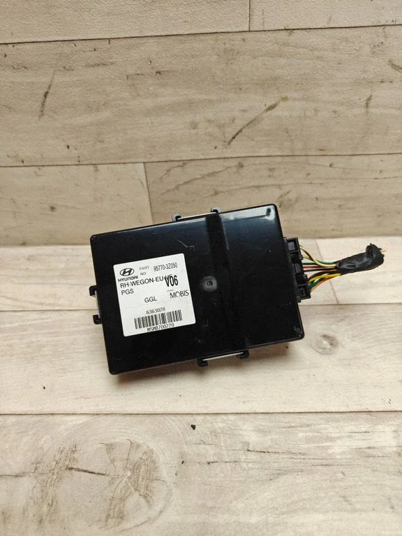 Parking PDC control unit/module 957703Z050
