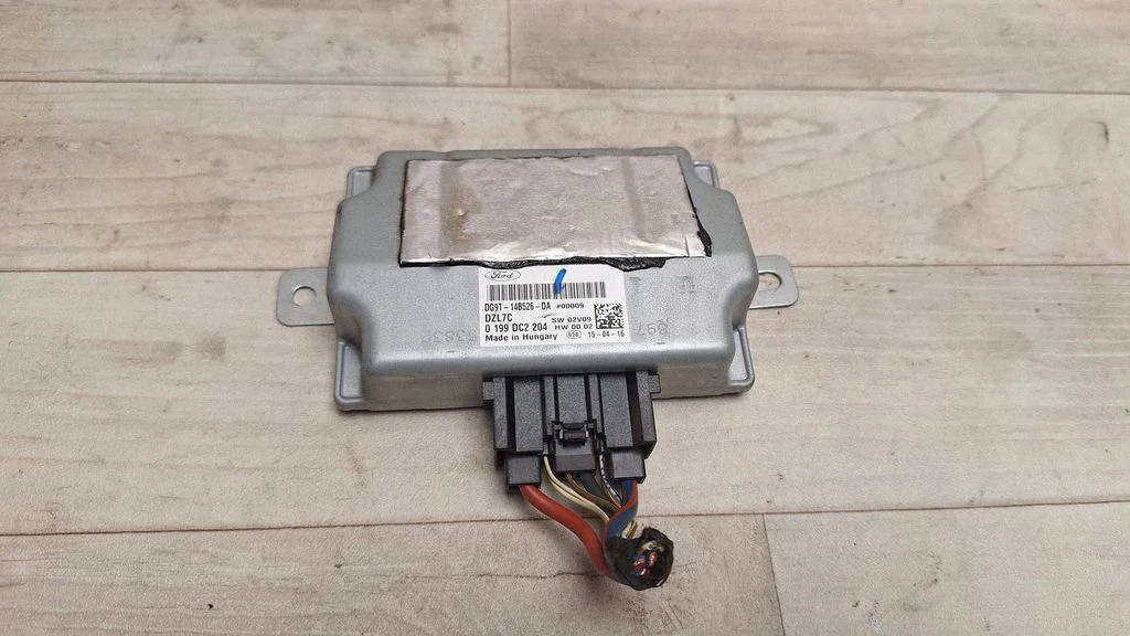 Muud juhtplokid/moodulid DG9T14B526DA