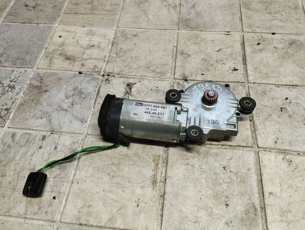 Sunroof control unit/module 44249533