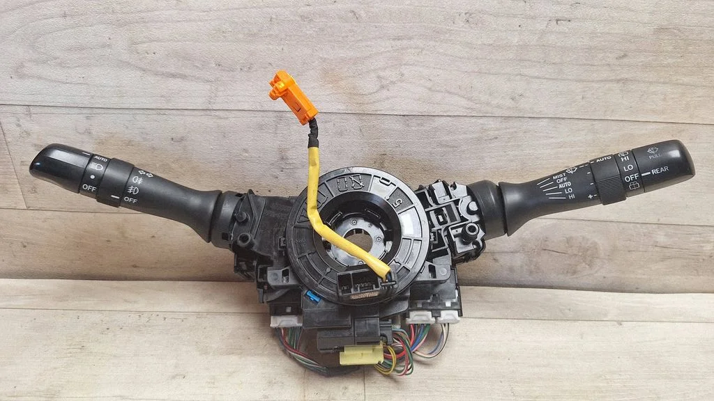 Sviru komplekts – Toyota Auris 150 (2006-2012)