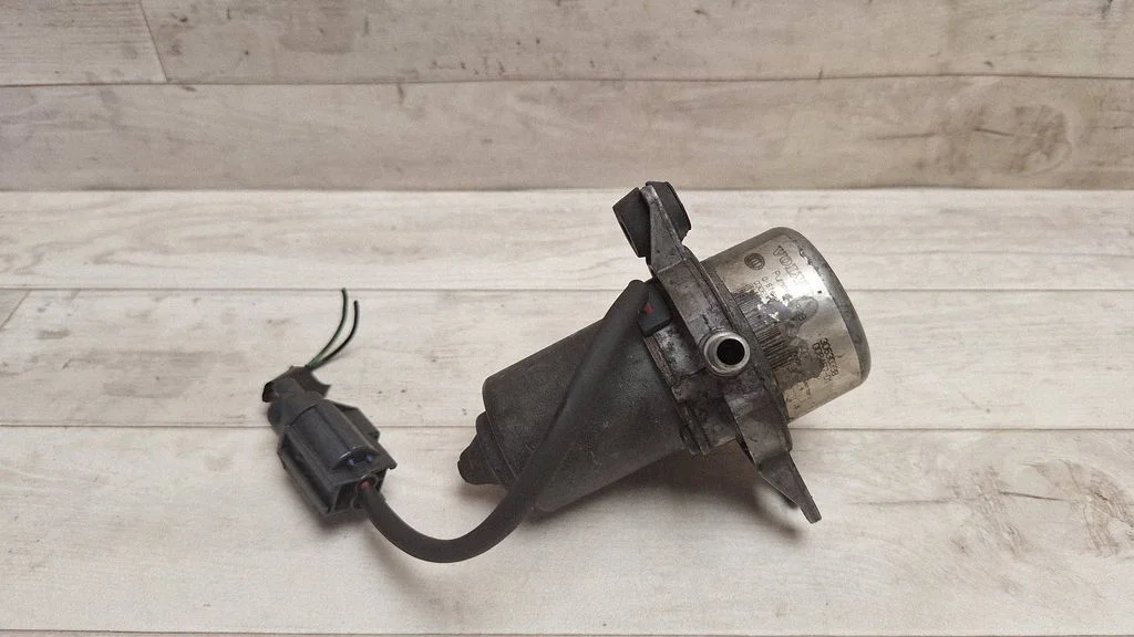 Vacuum pump 30630398