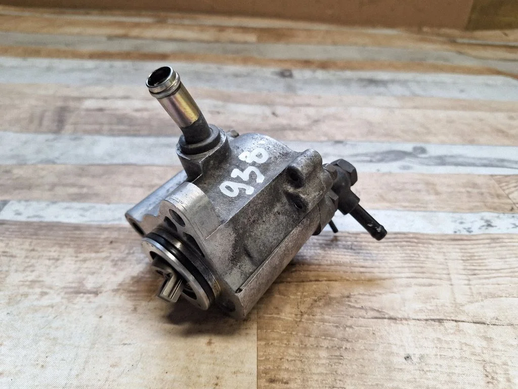 Vacuum pump