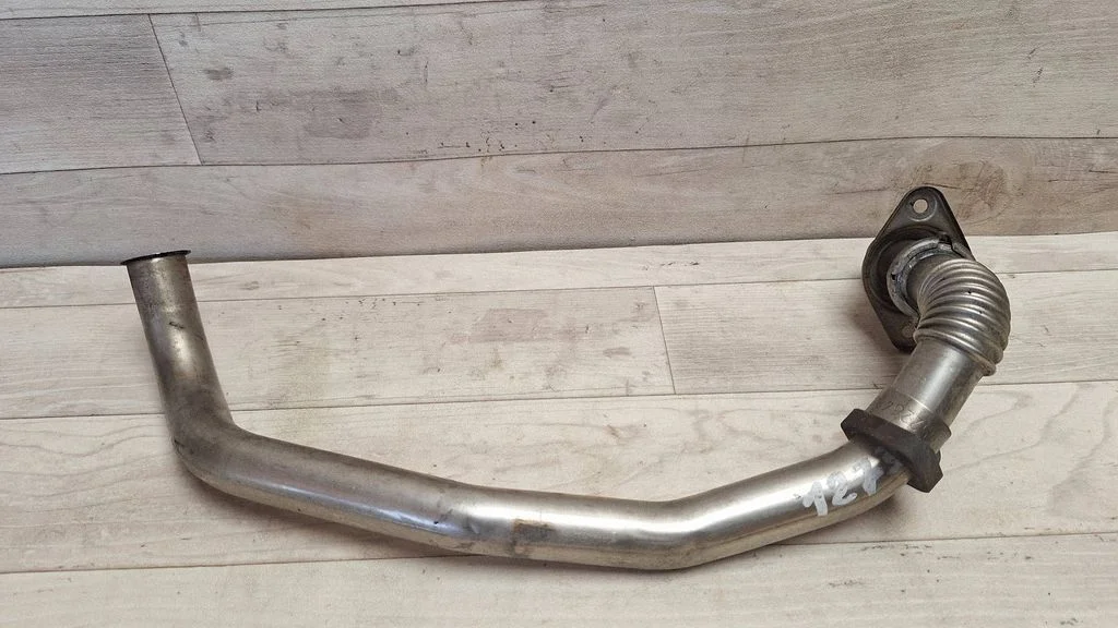 EGR valve line/pipe/hose 9652264880