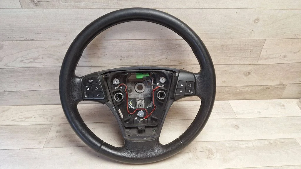 Steering wheel 30764361