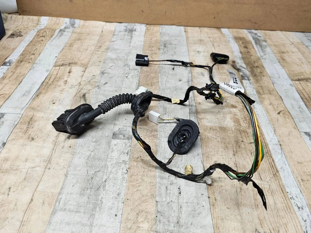 Rear door wiring loom – Ford Ranger (2012-2018)