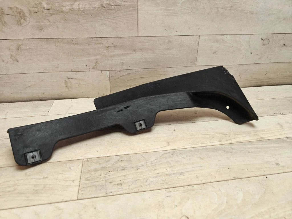 Front mudguard 8R0853867
