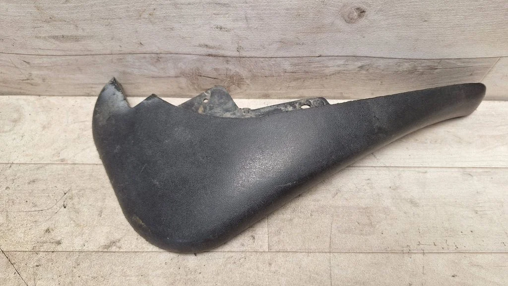 Front mudguard YM2J22200AA