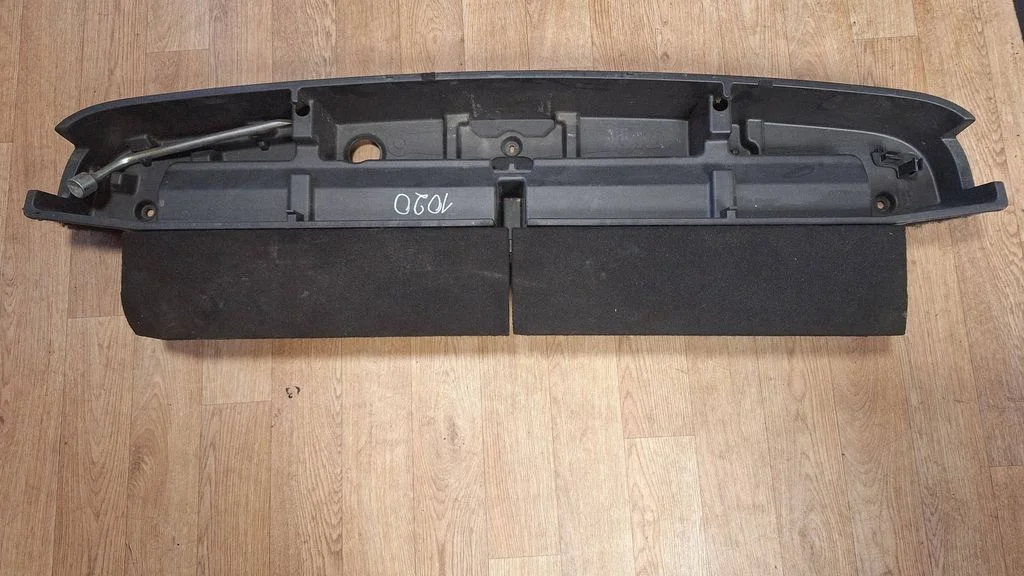 Glove box in trunk 649930F010