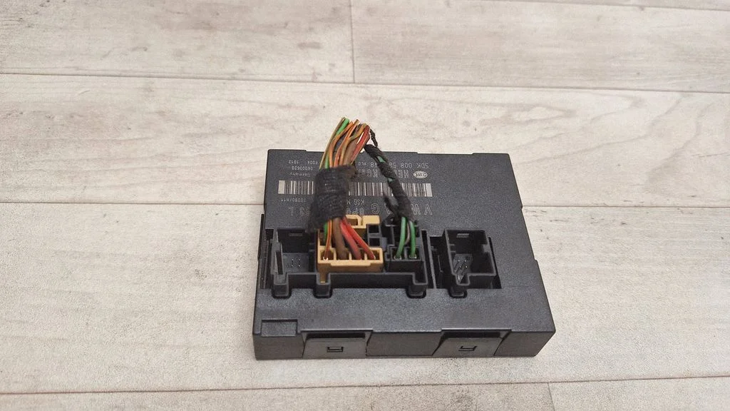 Comfort/convenience module 8P0959433L