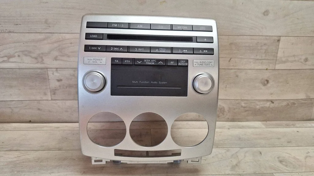 Radio/CD/DVD/GPS head unit CC9366AR0